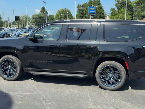 New 2026 Jeep Grand Wagoneer 4WD image 4