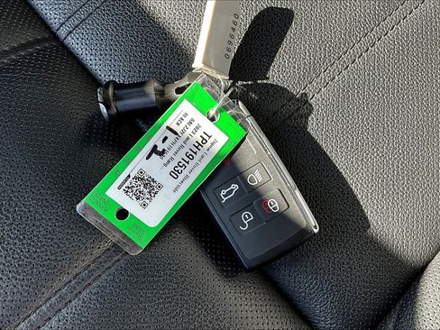 Used 2023 Land Rover Range Rover Evoque S image 11