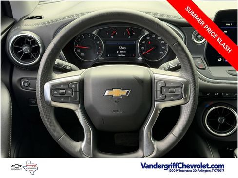 Certified 2025 Chevrolet Blazer LT AWD/4WD image 12
