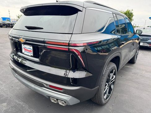 New 2026 Chevrolet Traverse LT FWD image 3