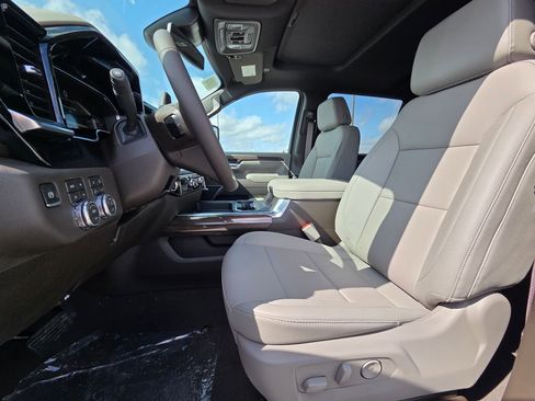 New 2026 GMC Sierra 2500 SLT w/ SLT Premium Package image 24