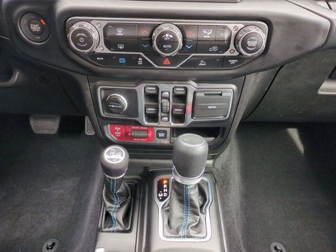 Used 2023 Jeep Wrangler Unlimited Rubicon 4xe image 19