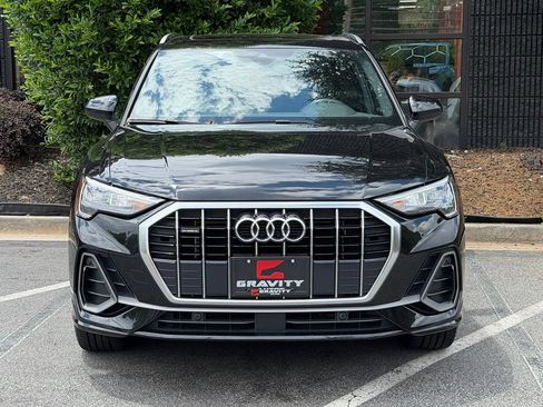 Used 2021 Audi Q3 2.0T Premium w/ Convenience Package AWD/4WD image 3