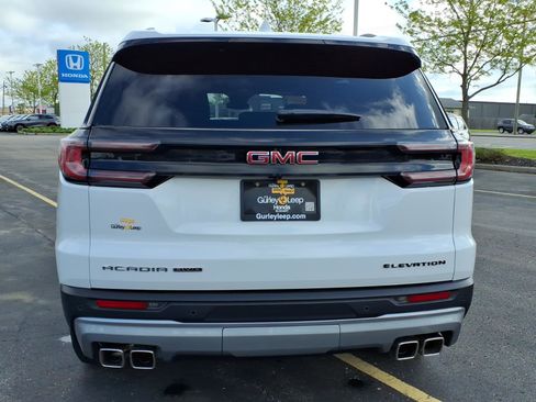 Used 2025 GMC Acadia Elevation AWD/4WD image 11