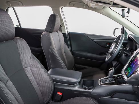 Used 2023 Subaru Outback Premium image 26