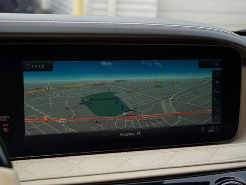 Used 2018 Mercedes-Benz Maybach S 560 4MATIC image 9