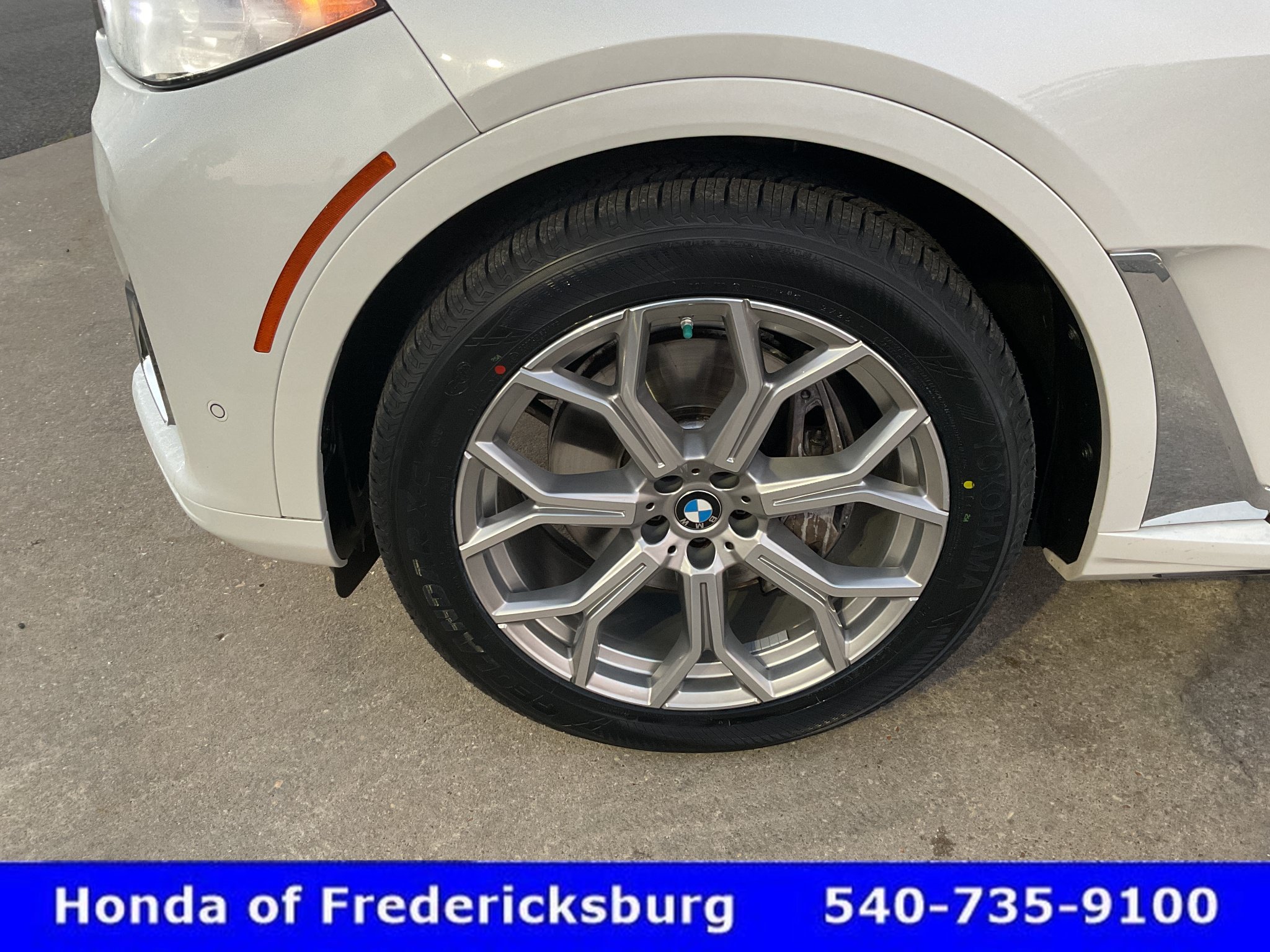 Used 2022 BMW X7 xDrive40i w/ Executive Package AWD/4WD image 11