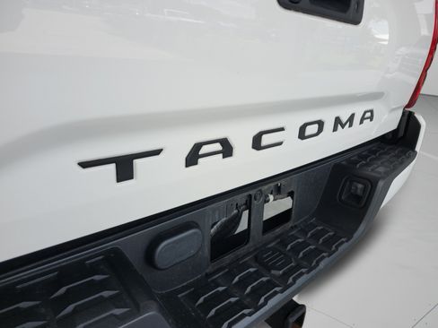 Used 2021 Toyota Tacoma SR w/ SX Package RWD image 33
