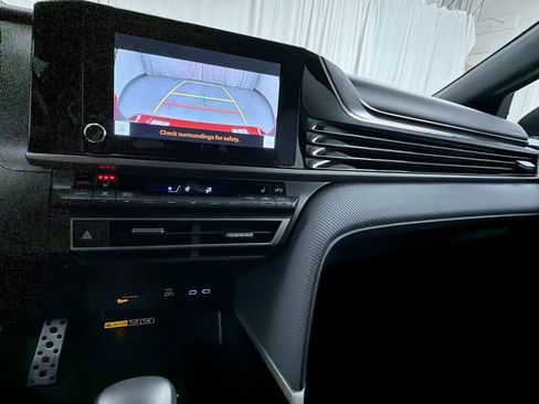 Certified 2025 Toyota Camry SE w/ Convenience Package image 13