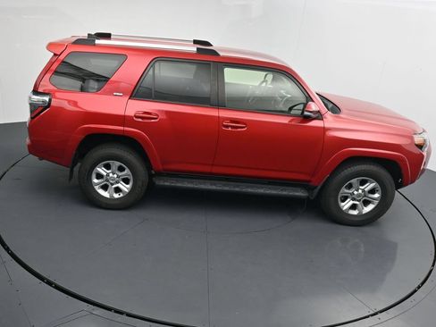 Used 2022 Toyota 4Runner SR5 Premium AWD/4WD image 15
