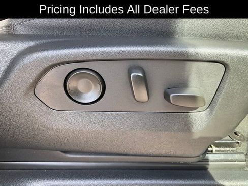 Used 2024 Chevrolet Tahoe LT AWD/4WD image 22