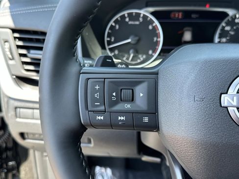 New 2026 Nissan Rogue SV FWD image 31