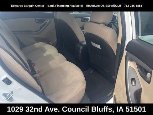 Used 2016 Hyundai Elantra SE FWD image 10