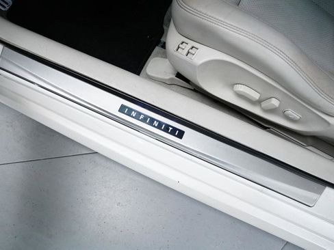 Used 2015 INFINITI Q60 Journey w/ Premium Package image 17