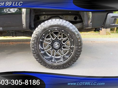 Used 2016 GMC Sierra 2500 Denali w/ Duramax Plus Package AWD/4WD image 4