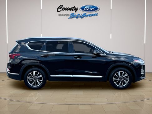 Used 2020 Hyundai Santa Fe SEL w/ Convenience + Premium Package FWD image 9