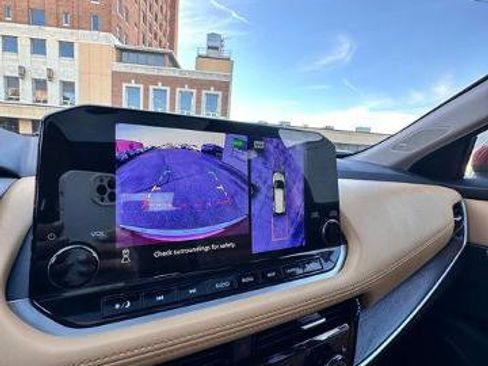 Certified 2023 Nissan Rogue Platinum w/ Platinum Premium Package image 13