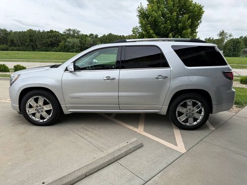 Used 2016 GMC Acadia Denali AWD/4WD image 3