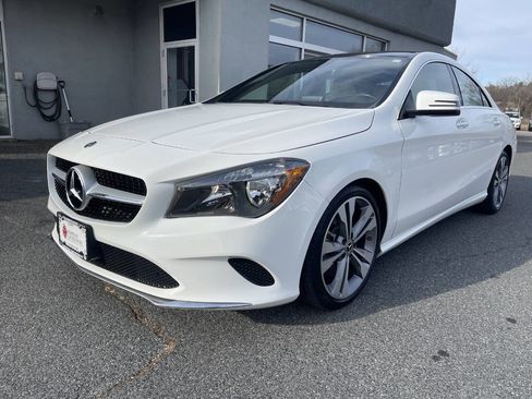 Used 2019 Mercedes-Benz CLA 250 4MATIC image 3