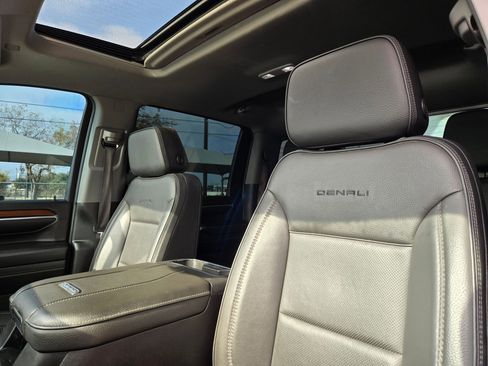 Used 2024 GMC Sierra 2500 Denali w/ Denali Reserve Package image 13