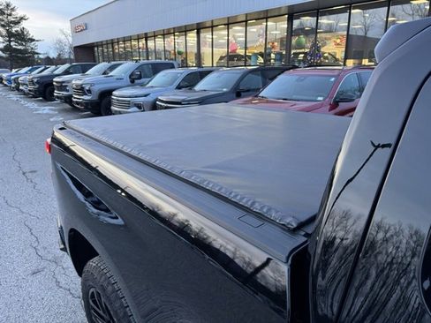 Used 2025 Chevrolet Silverado 1500 High Country w/ Midnight Edition image 44