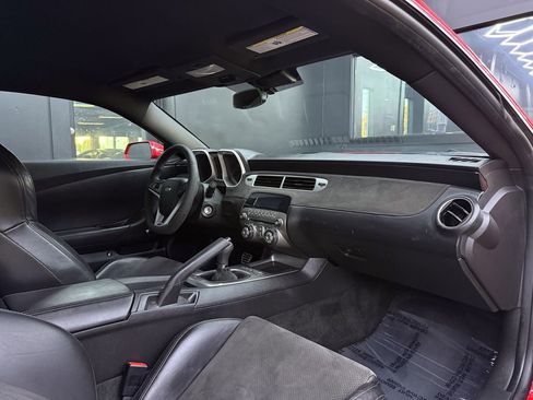 Used 2014 Chevrolet Camaro Z/28 image 24
