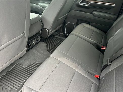 Used 2025 Chevrolet Silverado 1500 LT image 14