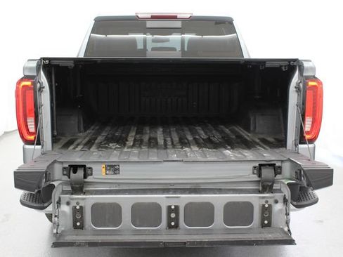 Used 2023 GMC Sierra 1500 SLT w/ SLT Premium Package AWD/4WD image 15