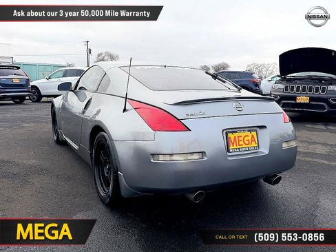 Used 2004 Nissan 350Z Touring w/ Aerodynamics Pkg image 9