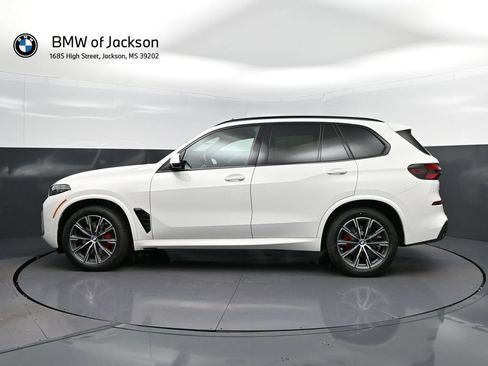 New 2026 BMW X5 sDrive40i w/ M Sport Package RWD image 4