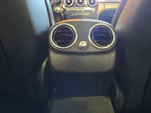 Used 2016 Mercedes-Benz C 300 4MATIC Sedan image 33