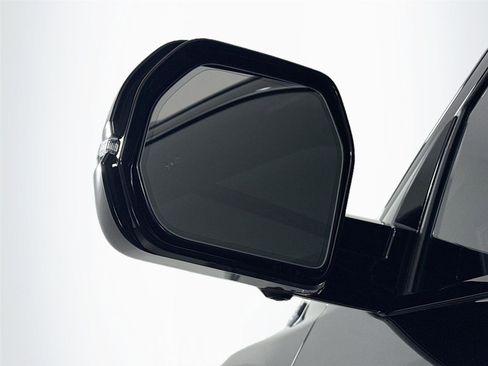 Certified 2025 Toyota Sequoia Platinum image 10