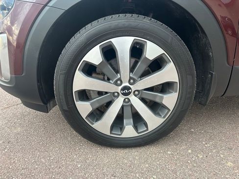 Used 2022 Kia Telluride SX image 42