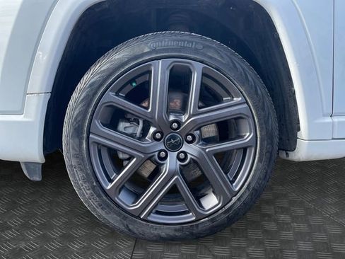 Used 2025 Jeep Compass Limited w/ High Altitude Package image 14