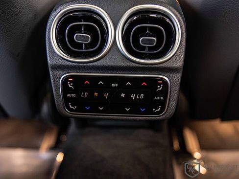 Used 2023 Mercedes-Benz C 43 AMG 4MATIC Sedan image 35