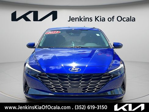 Used 2023 Hyundai Elantra Limited FWD image 8