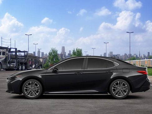 New 2026 Toyota Camry XLE FWD image 4