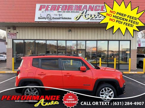 Used 2018 Jeep Renegade Latitude w/ Cold Weather Group image 2