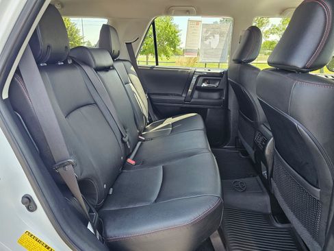 Used 2024 Toyota 4Runner TRD Off-Road Premium w/ Off Road Premium Plus Package AWD/4WD image 12