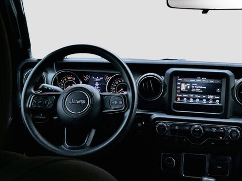 Used 2023 Jeep Wrangler Unlimited Sport AWD/4WD image 17