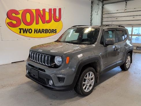 Used 2020 Jeep Renegade Latitude w/ Cold Weather Group image 1