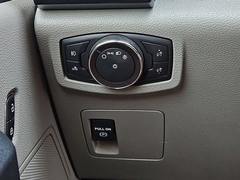 Used 2019 Ford F150 XL w/ Equipment Group 101A Mid AWD/4WD image 23