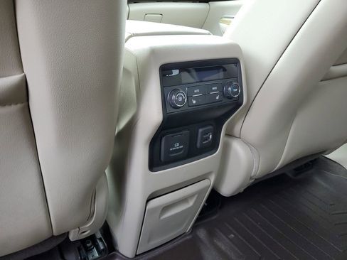 Used 2019 GMC Acadia Denali AWD/4WD image 29