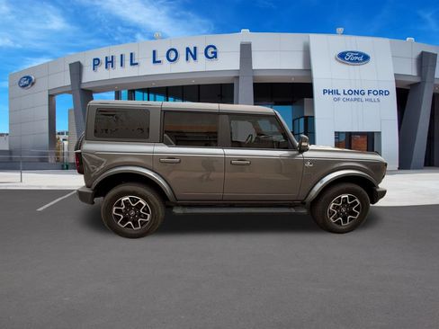 Used 2024 Ford Bronco Outer Banks AWD/4WD image 7