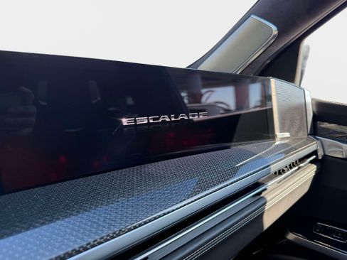 Used 2026 Cadillac Escalade V w/ LPO, ONYX Package image 48