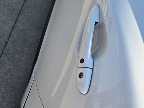 Used 2017 FIAT 124 Spider Abarth image 7