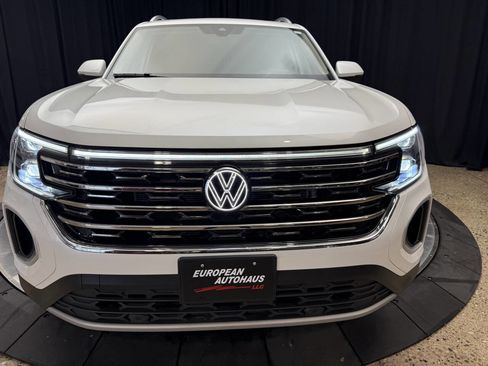 Used 2024 Volkswagen Atlas SEL image 3