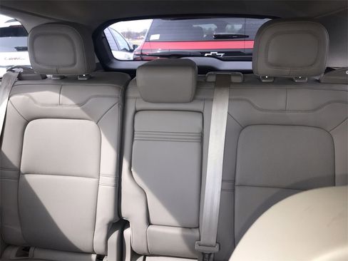 Used 2022 Lincoln Corsair AWD w/ Equipment Group 101A image 22