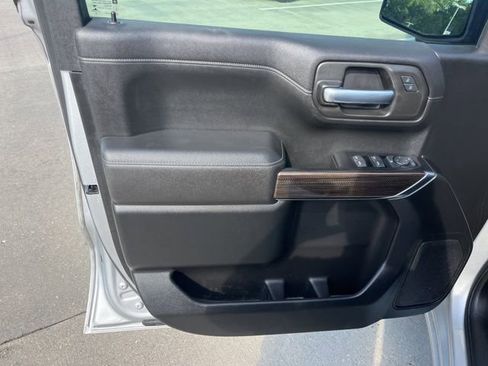 Used 2021 Chevrolet Silverado 1500 LT w/ Texas Edition Plus image 13