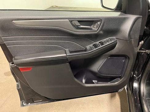 Used 2024 Ford Escape Active image 20